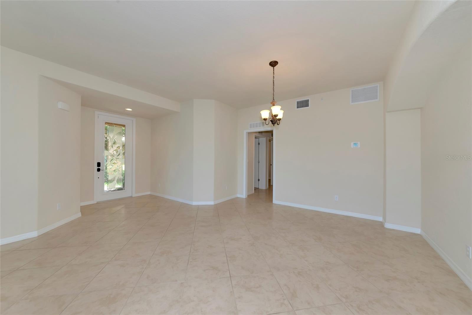 Image 10 of 64 For 318 Winding Brook Lane 104