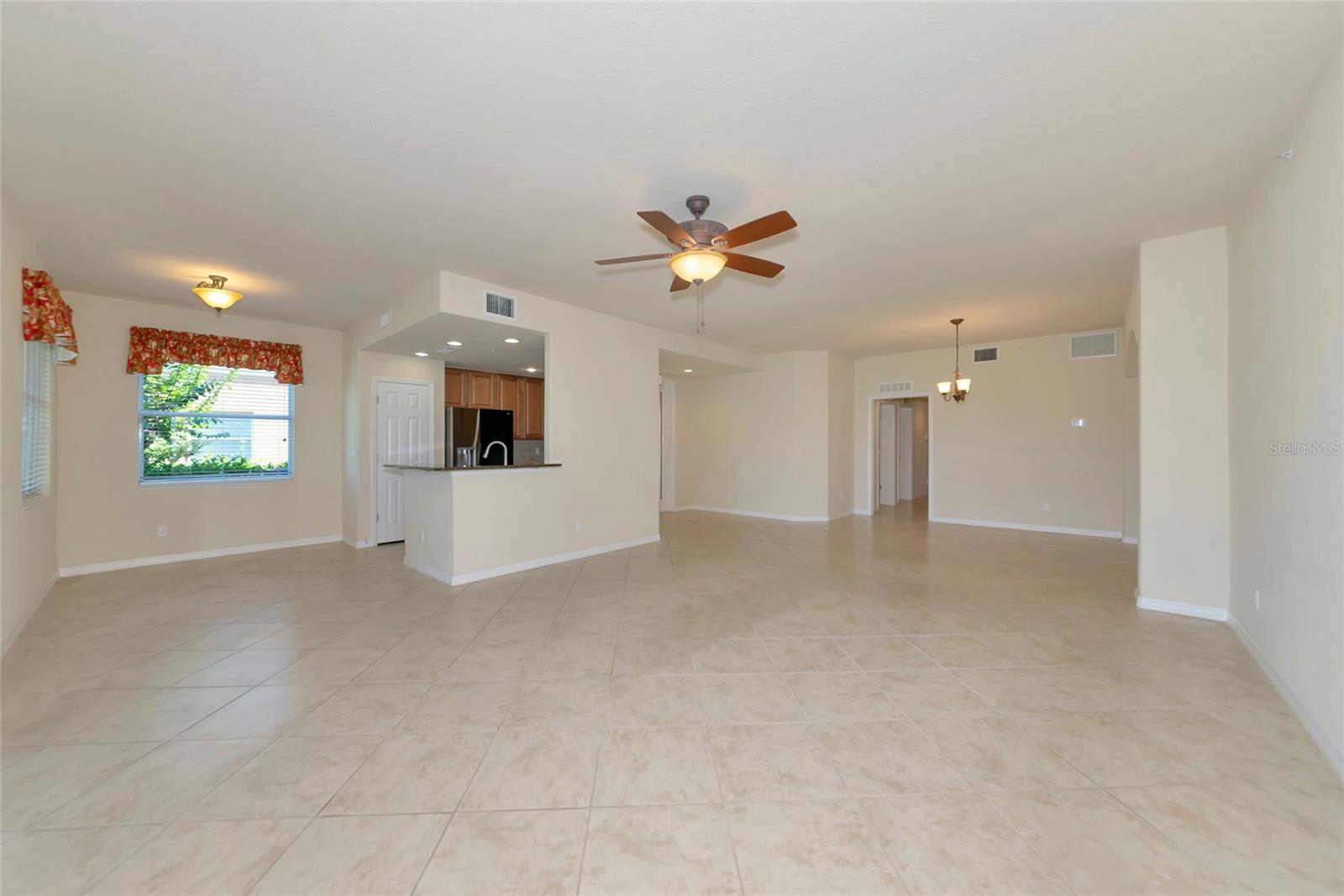Image 3 of 64 For 318 Winding Brook Lane 104