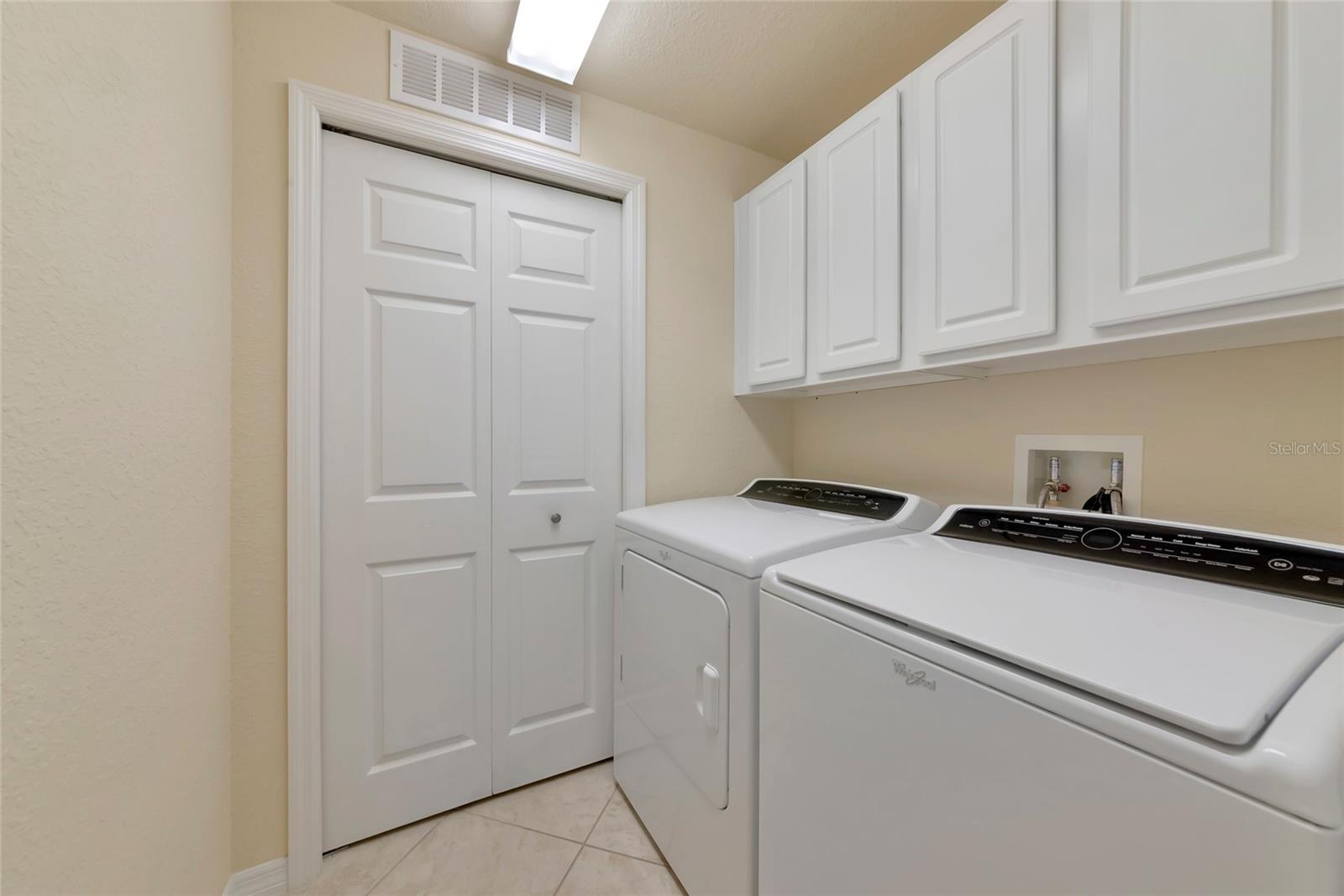 Image 33 of 64 For 318 Winding Brook Lane 104