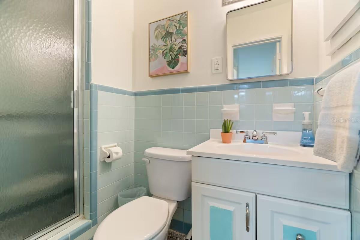 Image 18 of 56 For 6180 42nd Avenue N