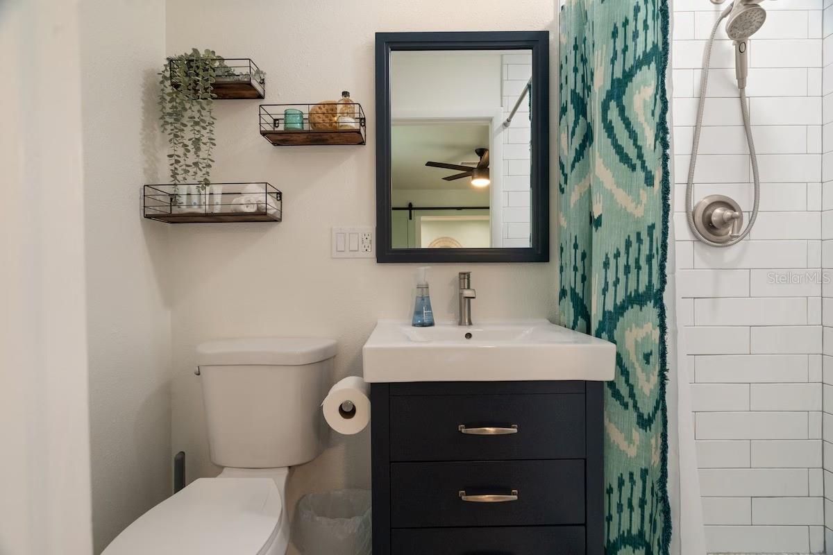 Image 31 of 56 For 6180 42nd Avenue N