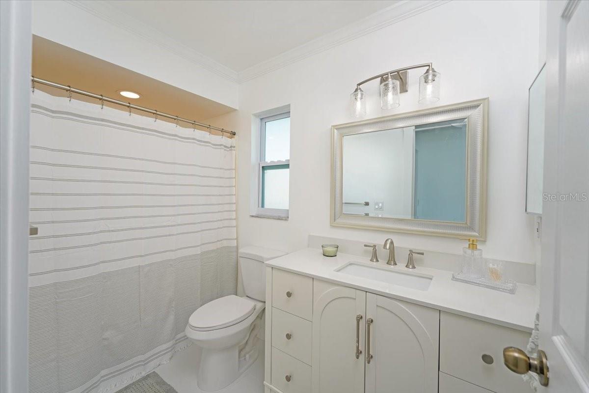 Image 11 of 18 For 7308 17th Avenue W