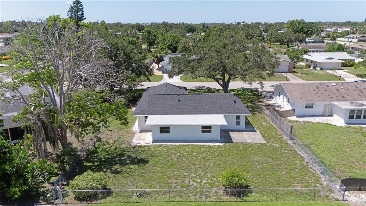 Image 3 of 18 For 7308 17th Avenue W