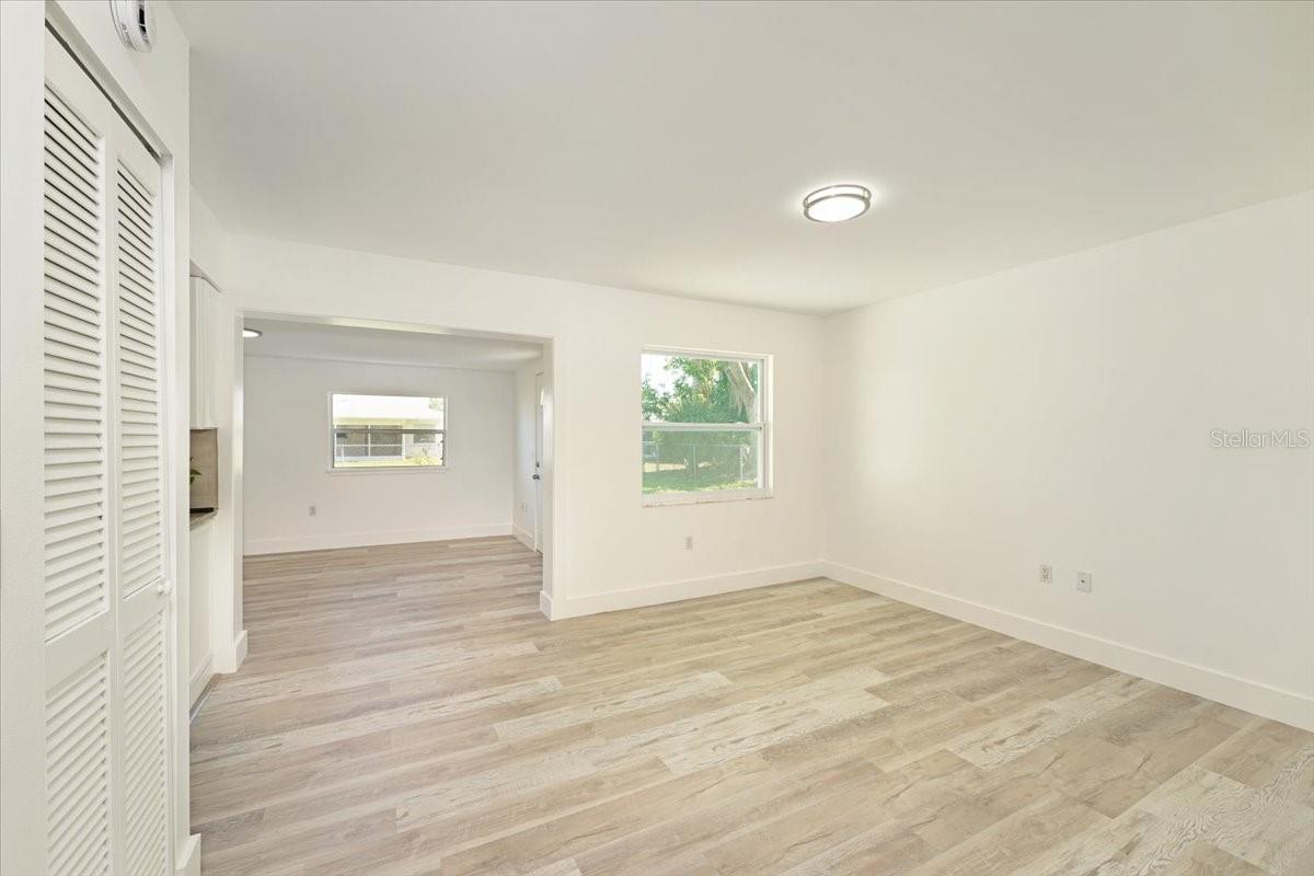 Image 7 of 18 For 7308 17th Avenue W