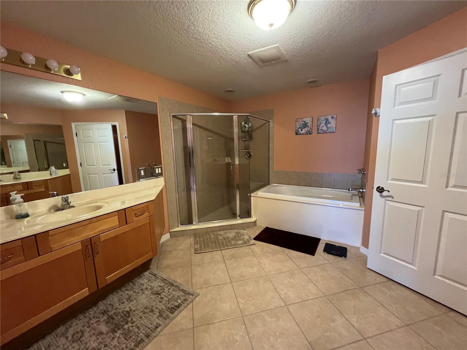 Image 12 of 21 For 1188 Tamiami Trail 403