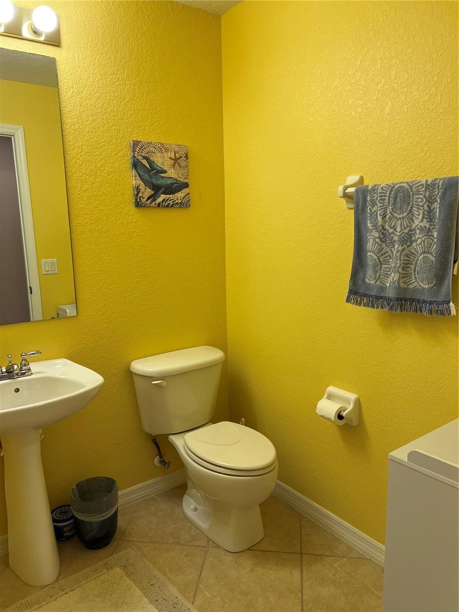 Image 16 of 21 For 1188 Tamiami Trail 403