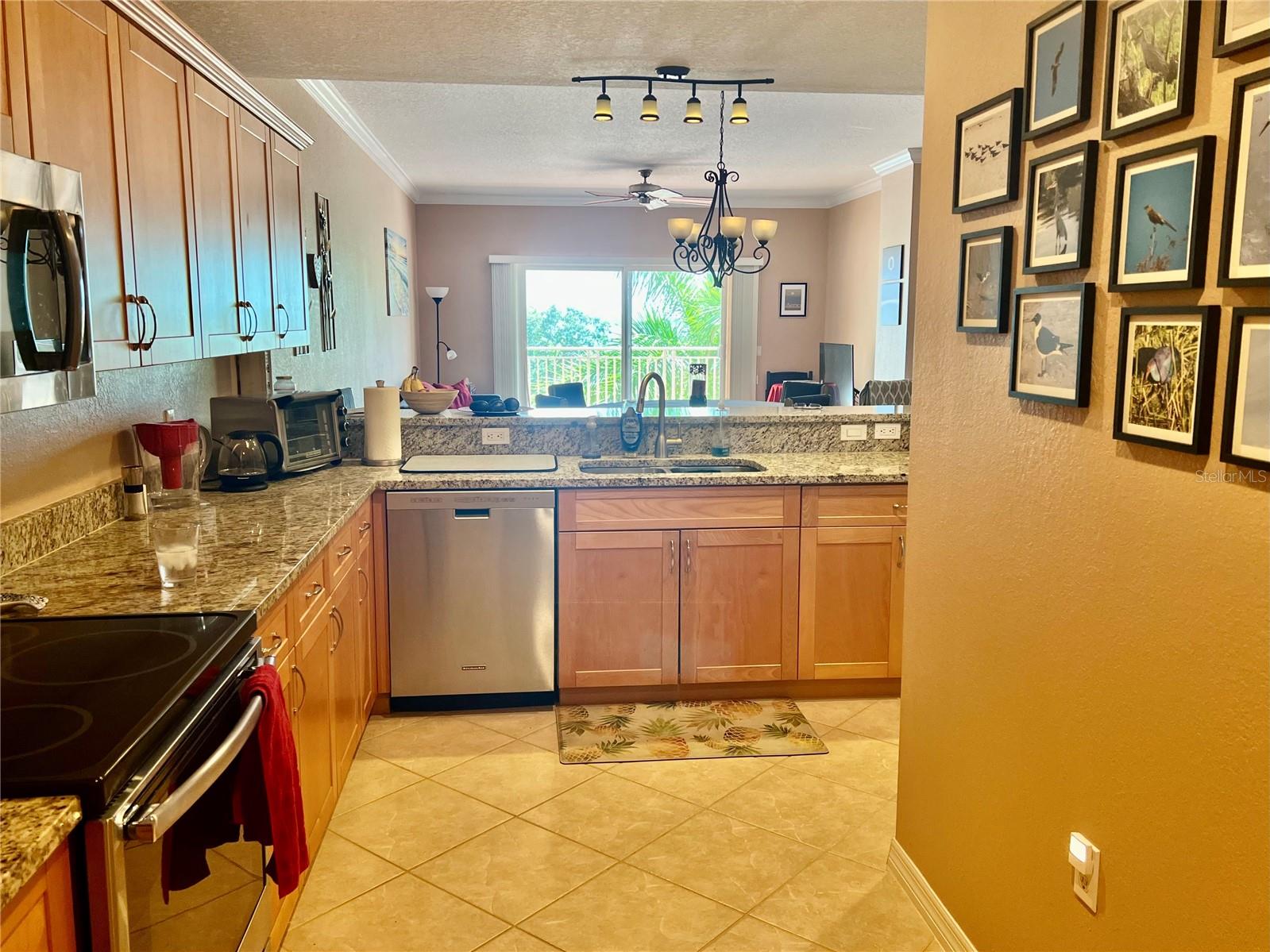 Image 9 of 21 For 1188 Tamiami Trail 403
