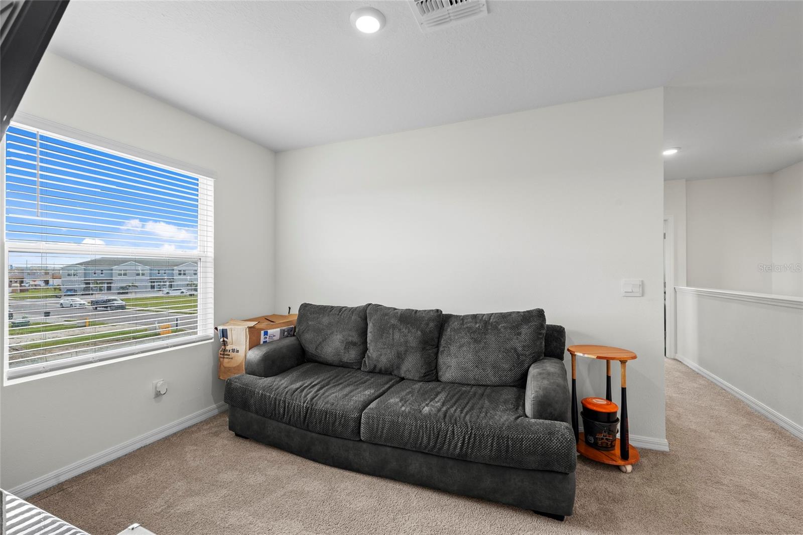 Image 16 of 33 For 2824 Pearly Banks Drive
