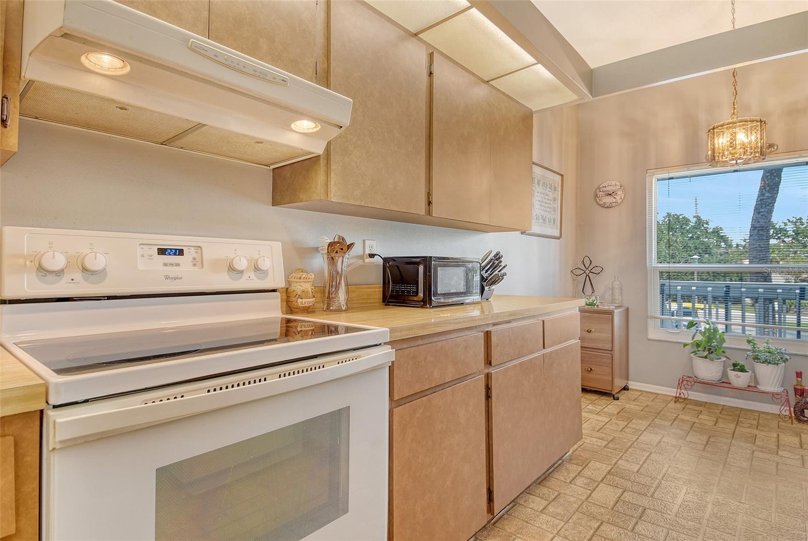 Image 13 of 45 For 7214 Cloister Drive 7214