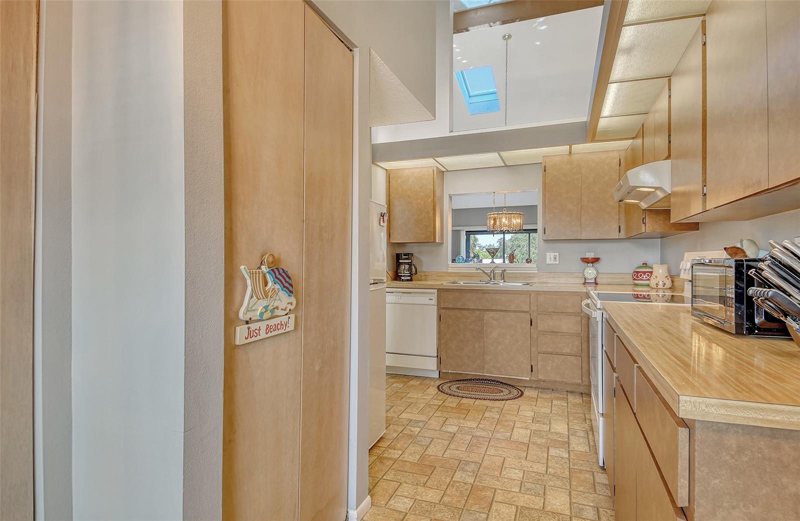 Image 15 of 45 For 7214 Cloister Drive 7214