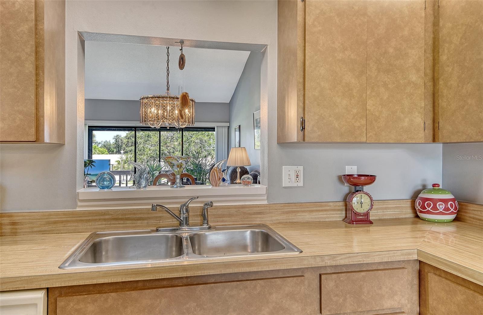Image 16 of 45 For 7214 Cloister Drive 7214