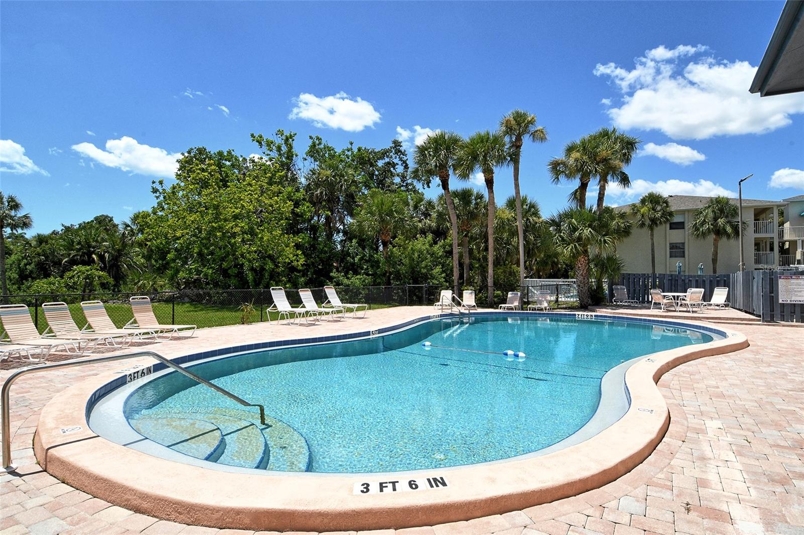 Image 35 of 45 For 7214 Cloister Drive 7214