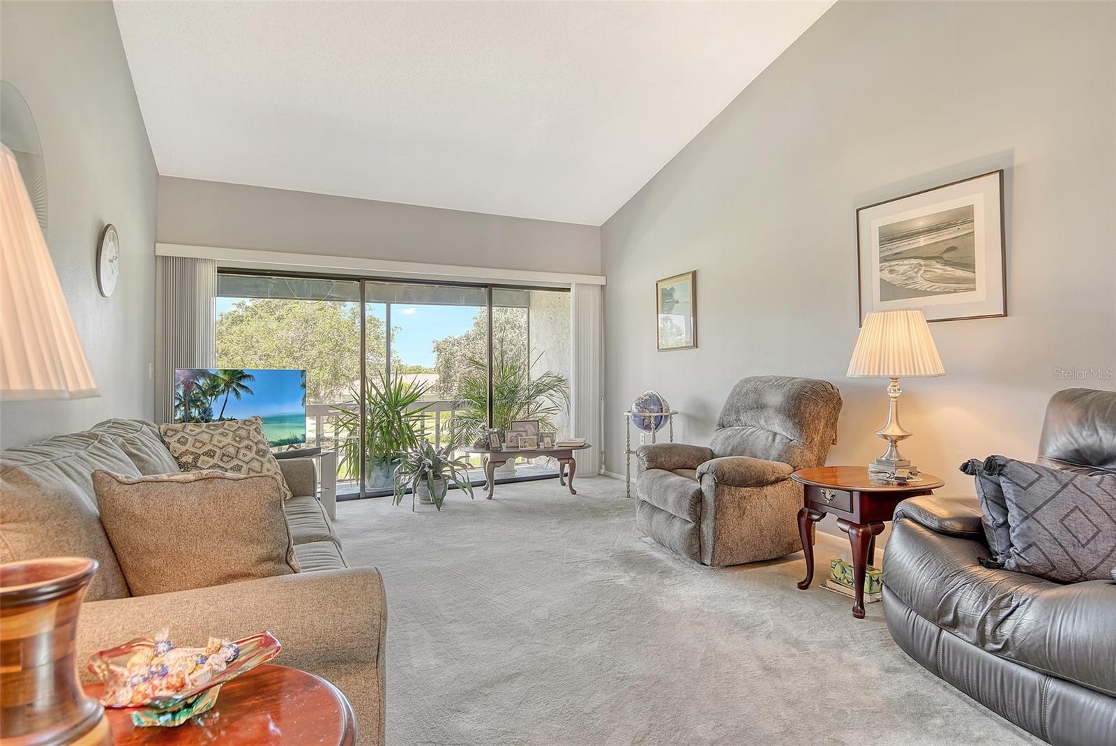 Image 8 of 45 For 7214 Cloister Drive 7214