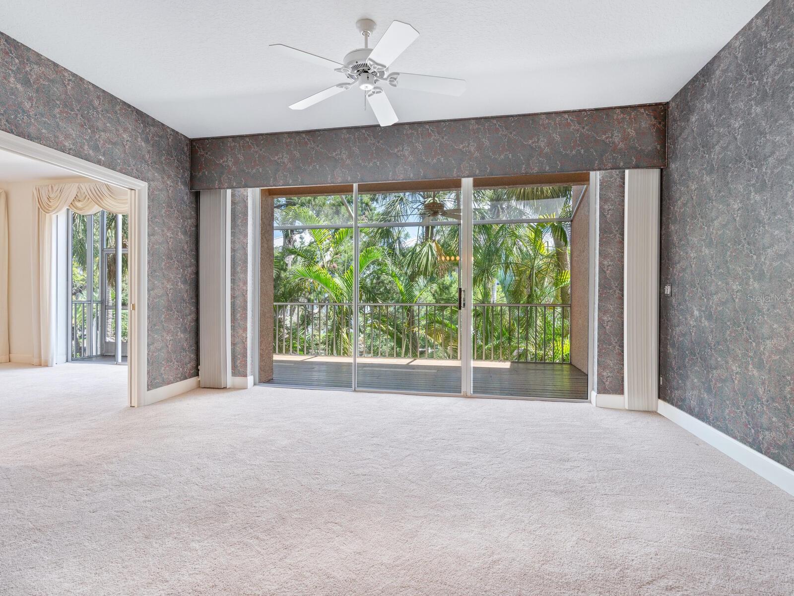Image 10 of 69 For 3954 Hamilton Club Circle 14