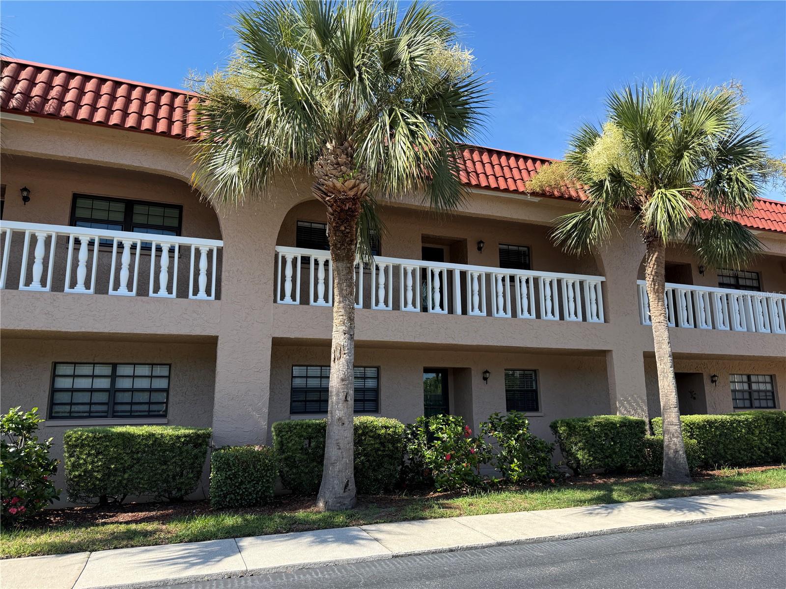 Details for 1750 Belleair Forest Drive A13, BELLEAIR, FL 33756