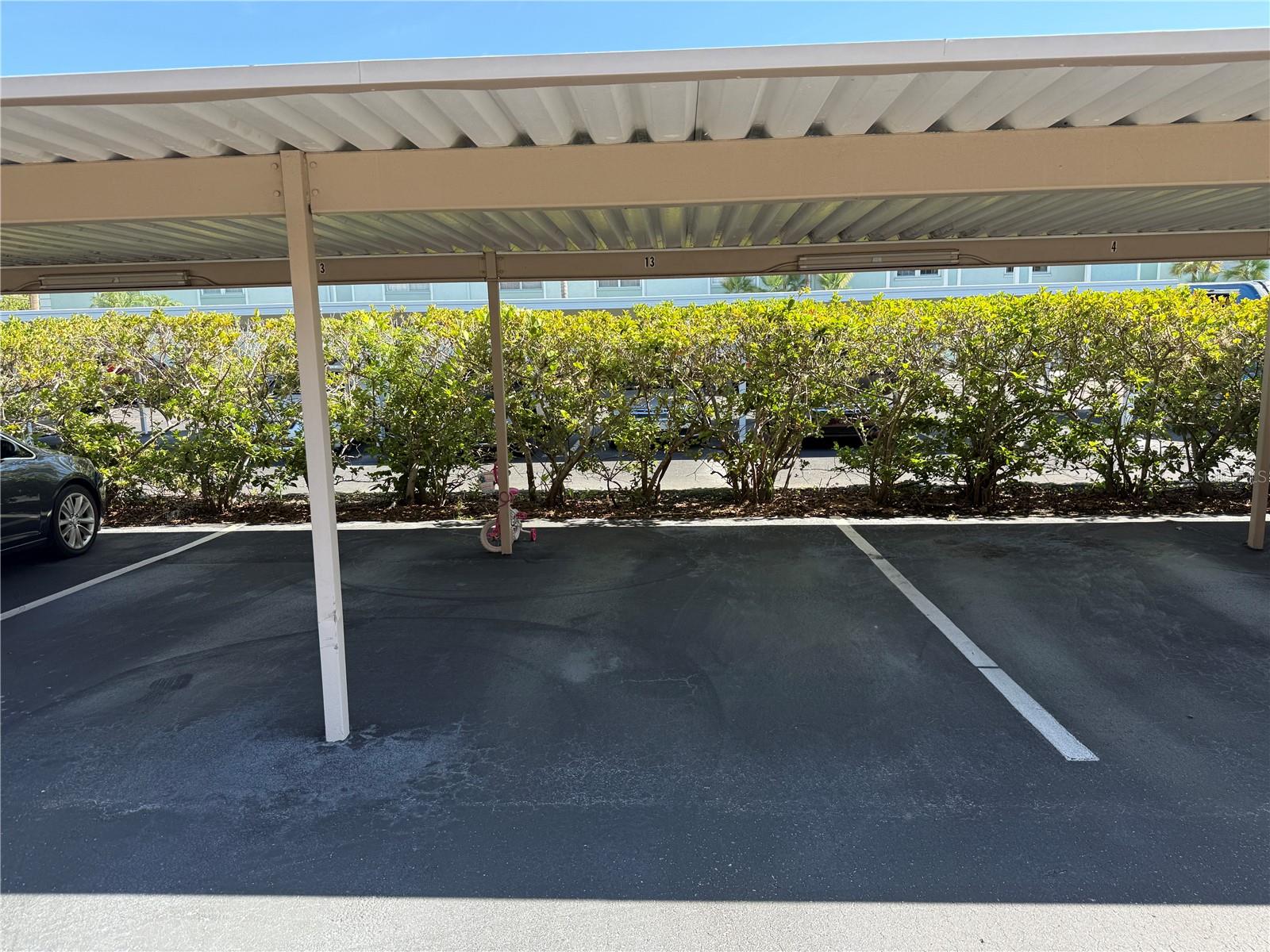 Image 23 of 26 For 1750 Belleair Forest Drive A13