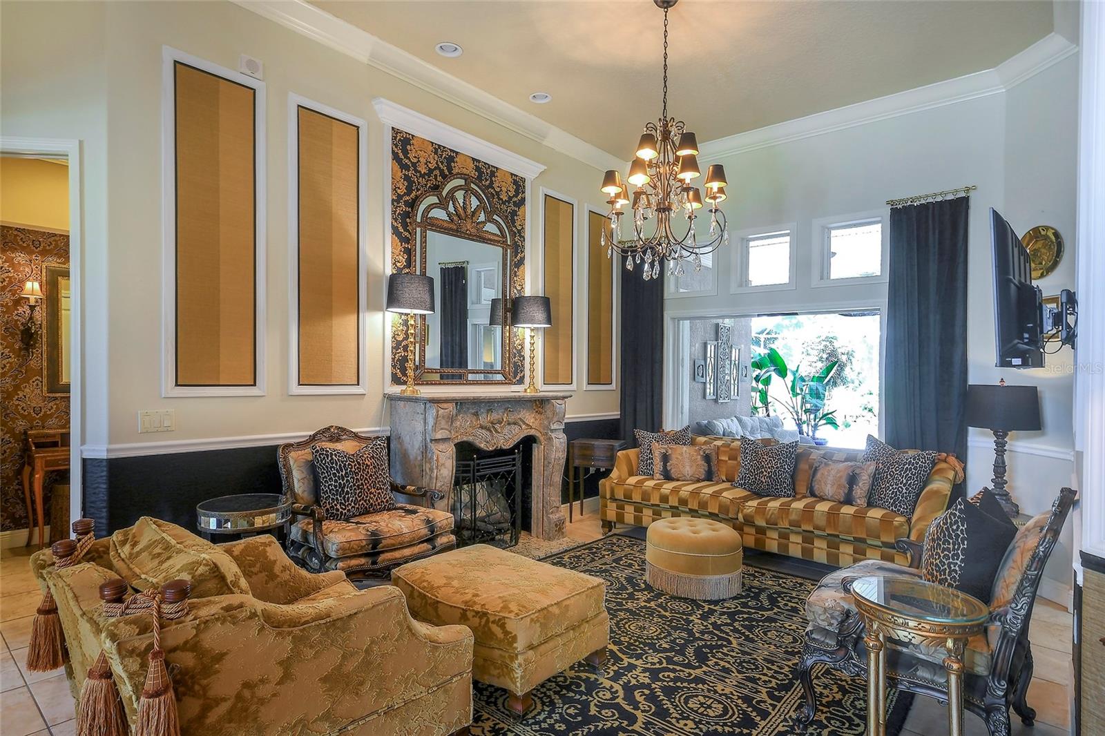 Image 7 of 37 For 2962 Wilderness Boulevard E