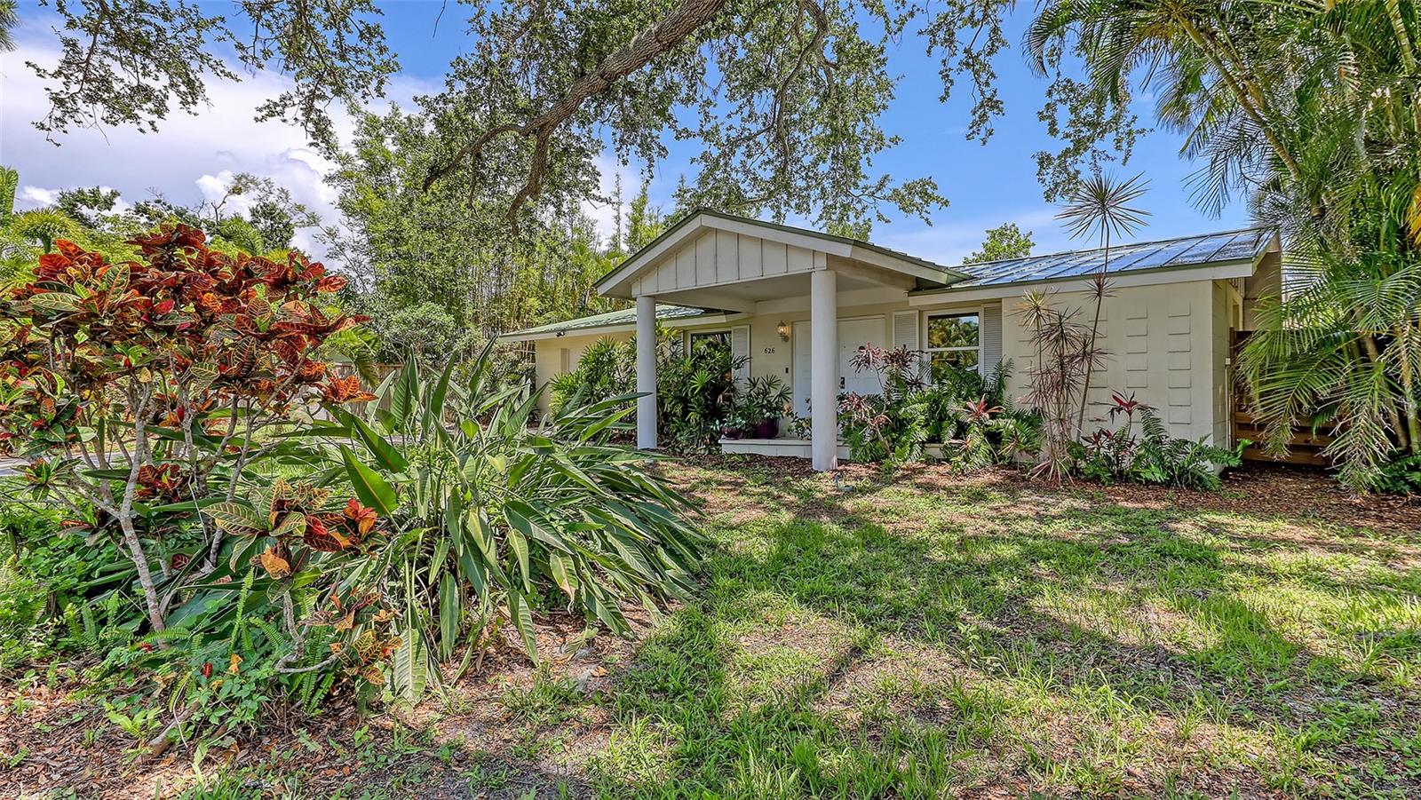 Image 2 of 30 For 626 46th Street