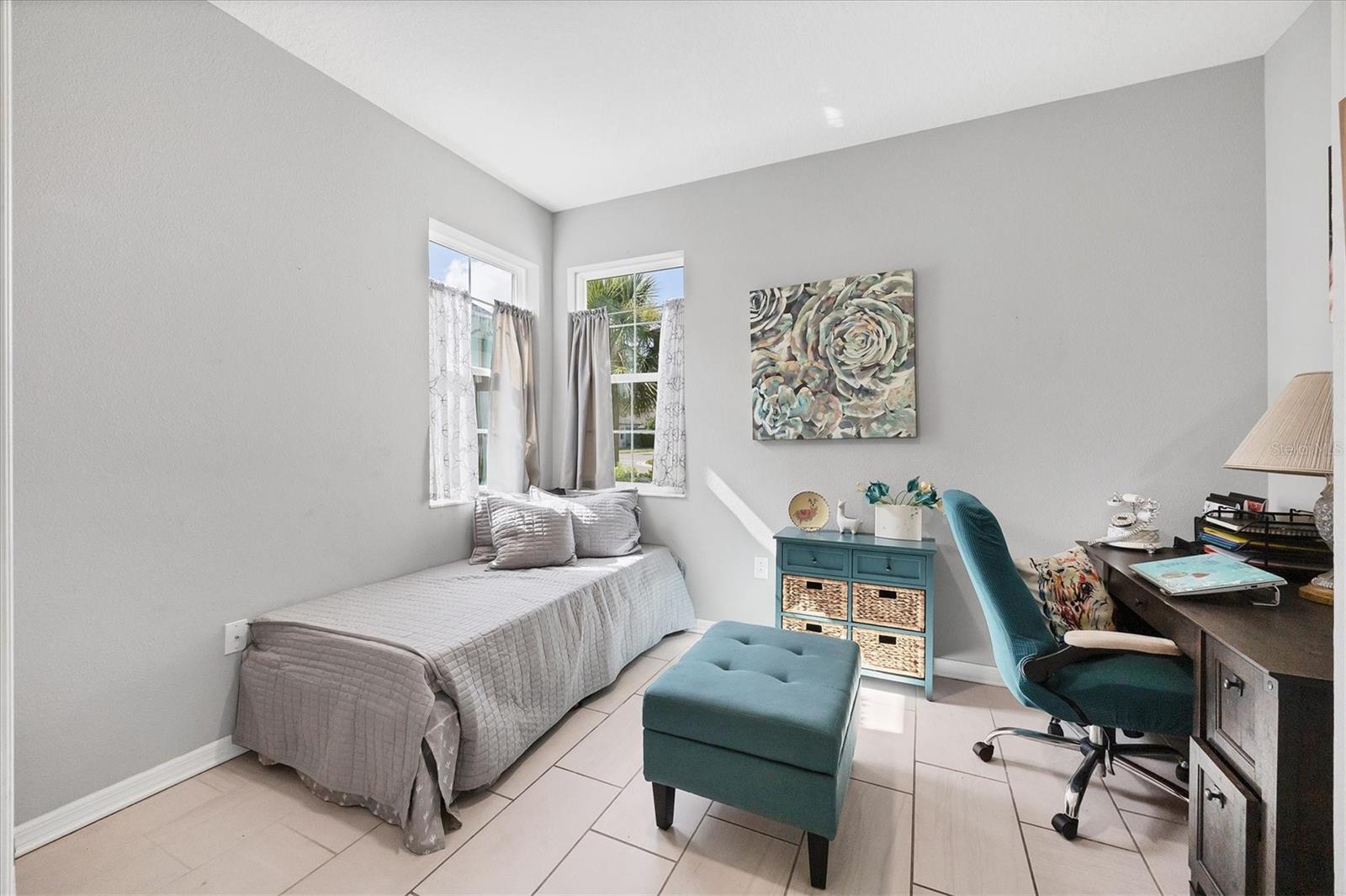 Image 17 of 28 For 5981 Amberly Drive