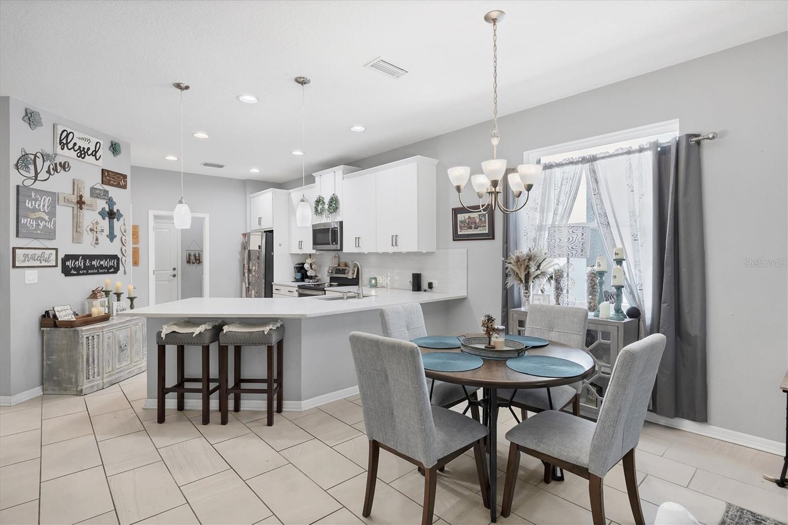 Image 3 of 28 For 5981 Amberly Drive