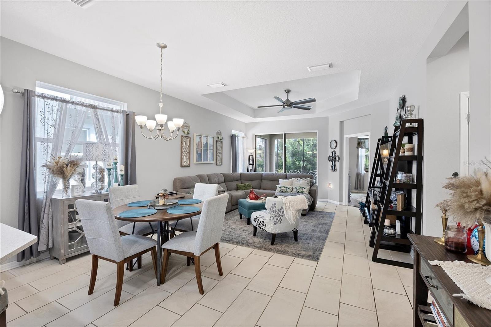 Image 4 of 28 For 5981 Amberly Drive