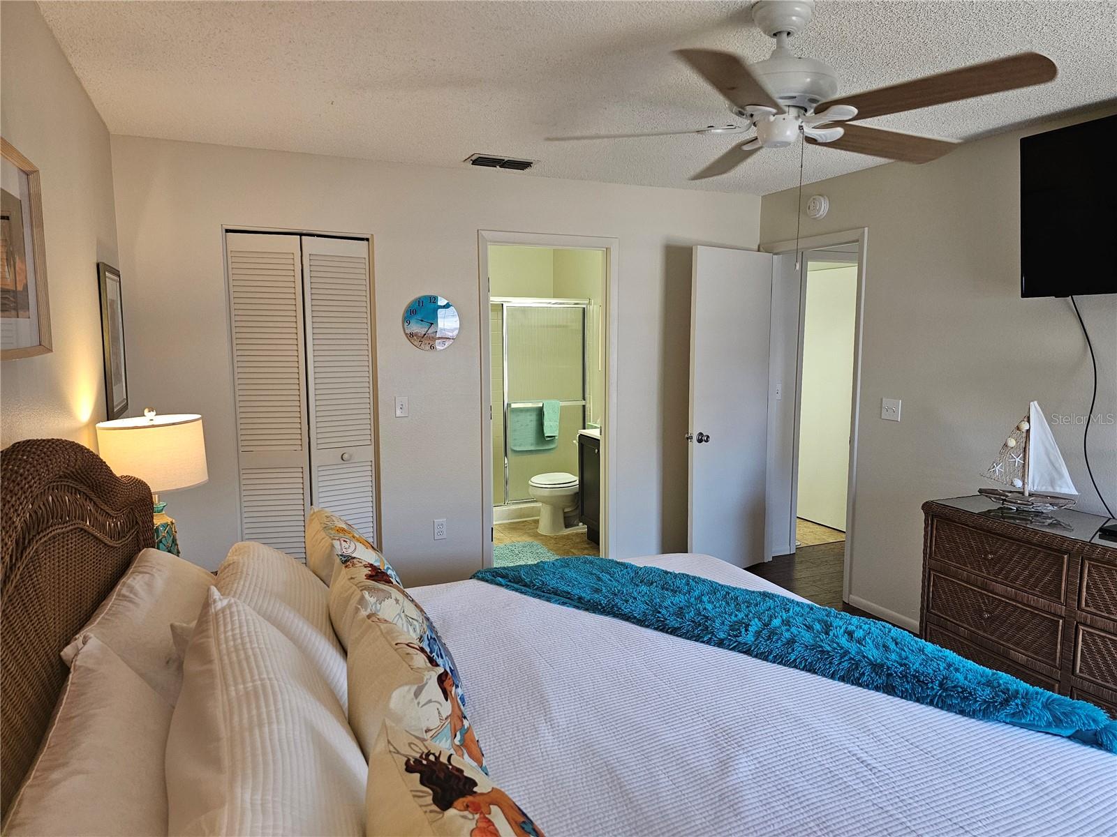 Image 13 of 24 For 3868 59th Avenue W 3868
