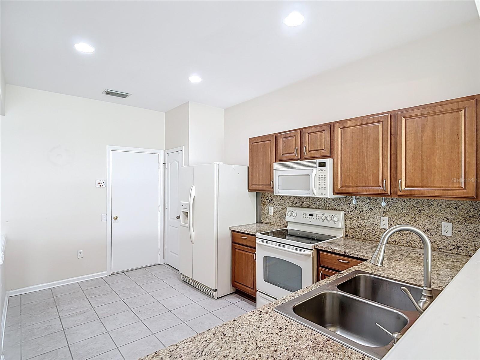 Image 26 of 70 For 26548 Castleview Way