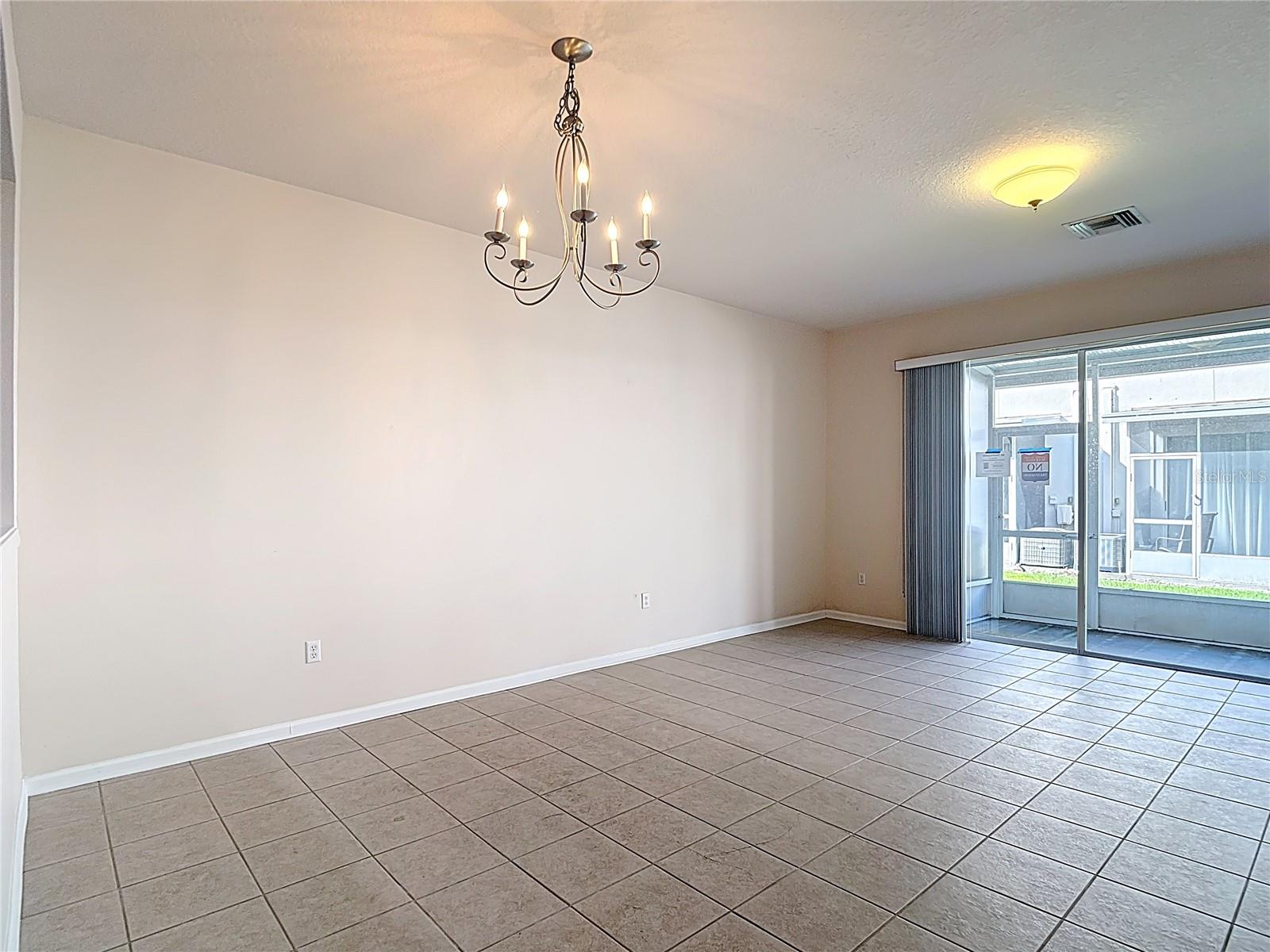 Image 28 of 70 For 26548 Castleview Way