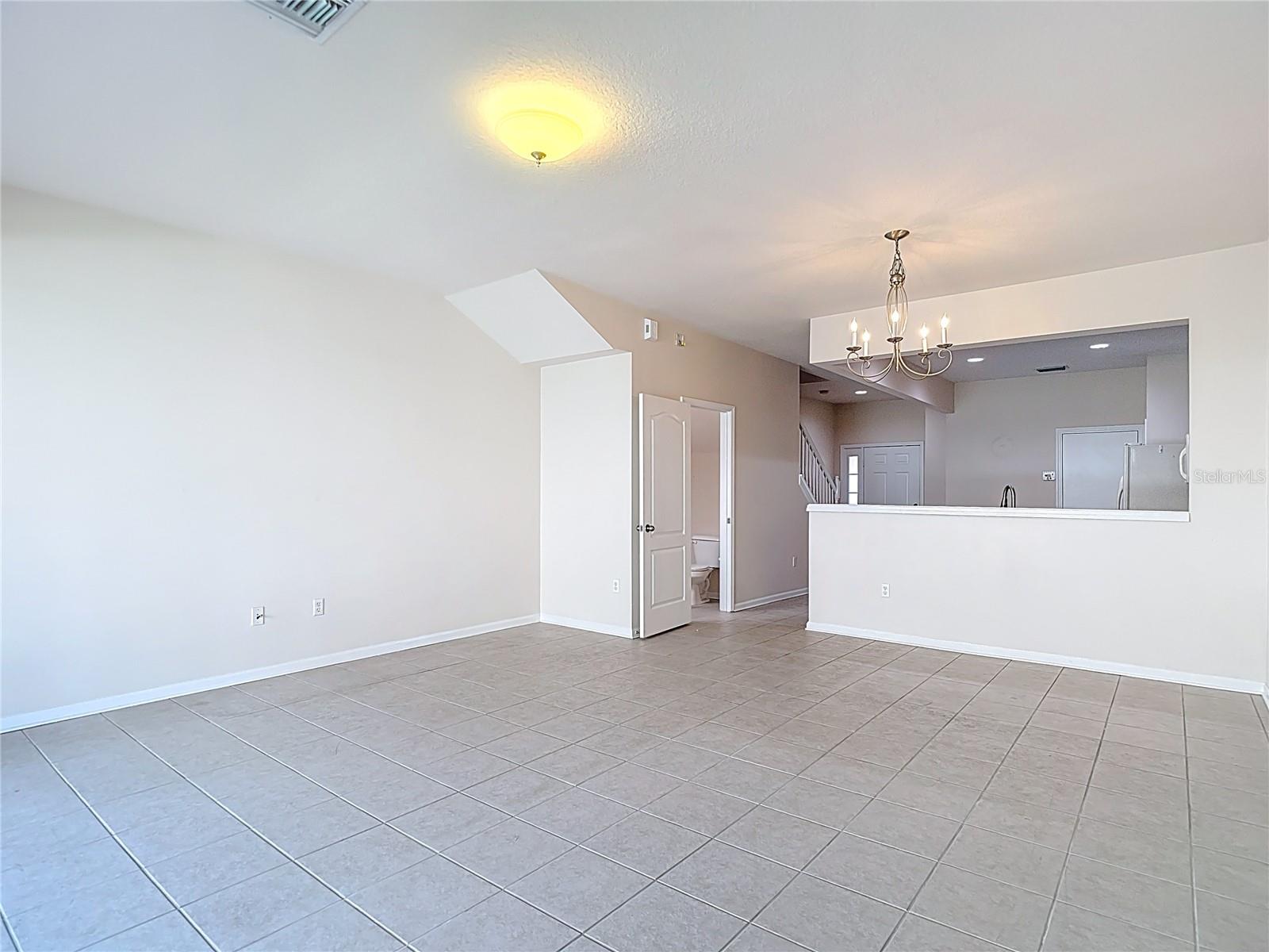 Image 32 of 70 For 26548 Castleview Way