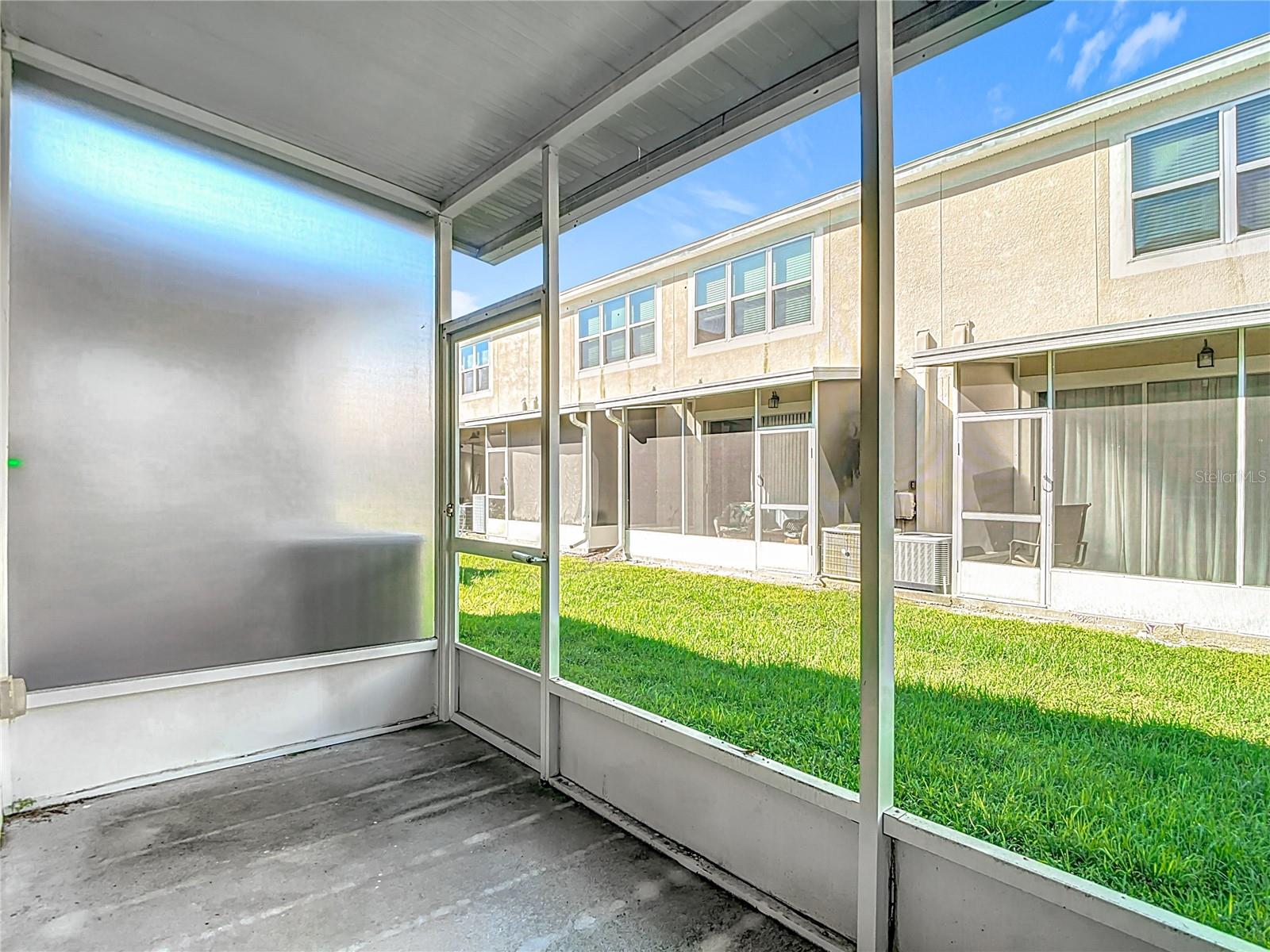 Image 61 of 70 For 26548 Castleview Way