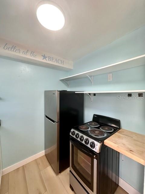 Image 6 of 24 For 1216 38th Street R