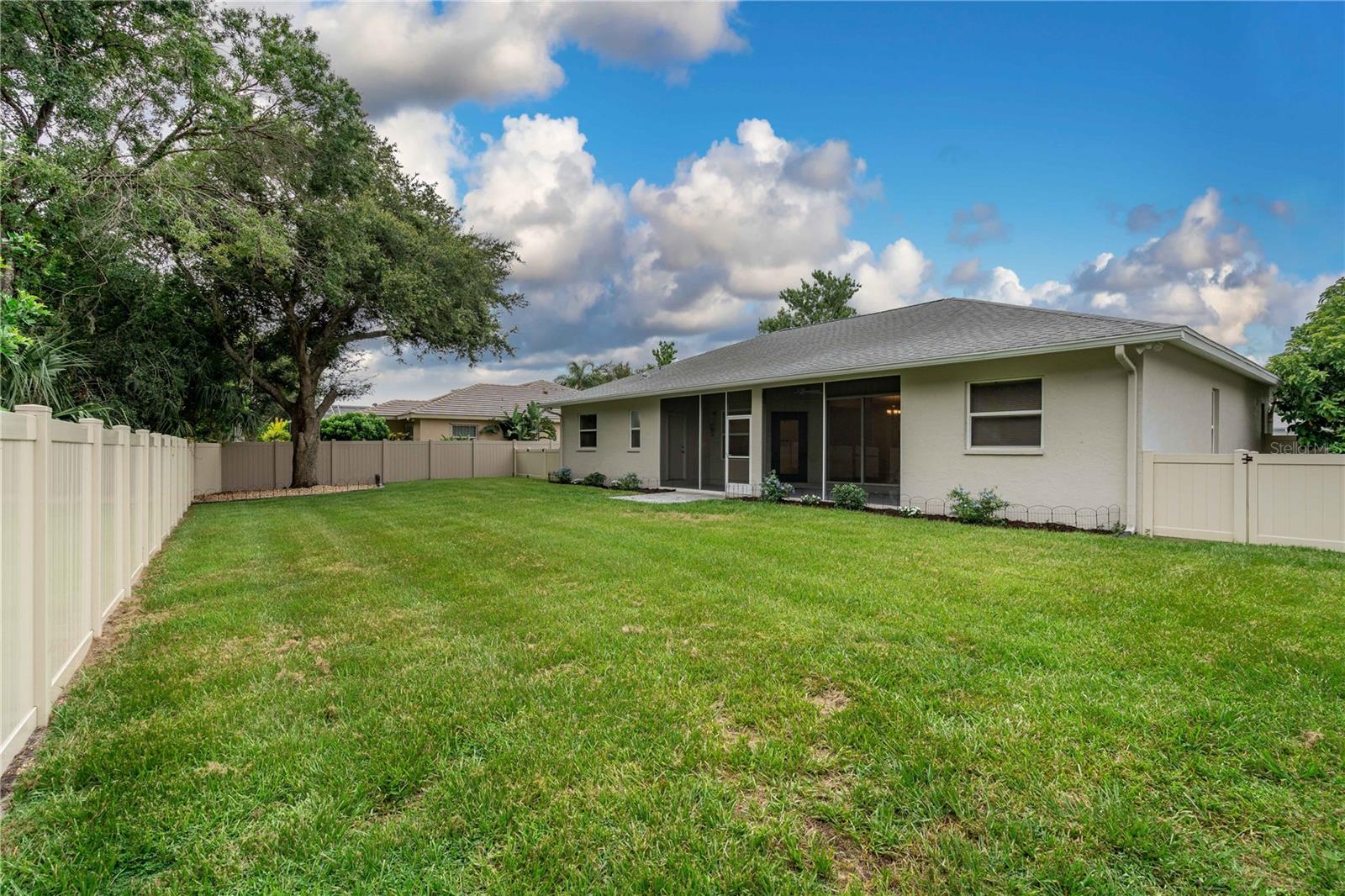 Image 45 of 60 For 813 Oak Pond Drive