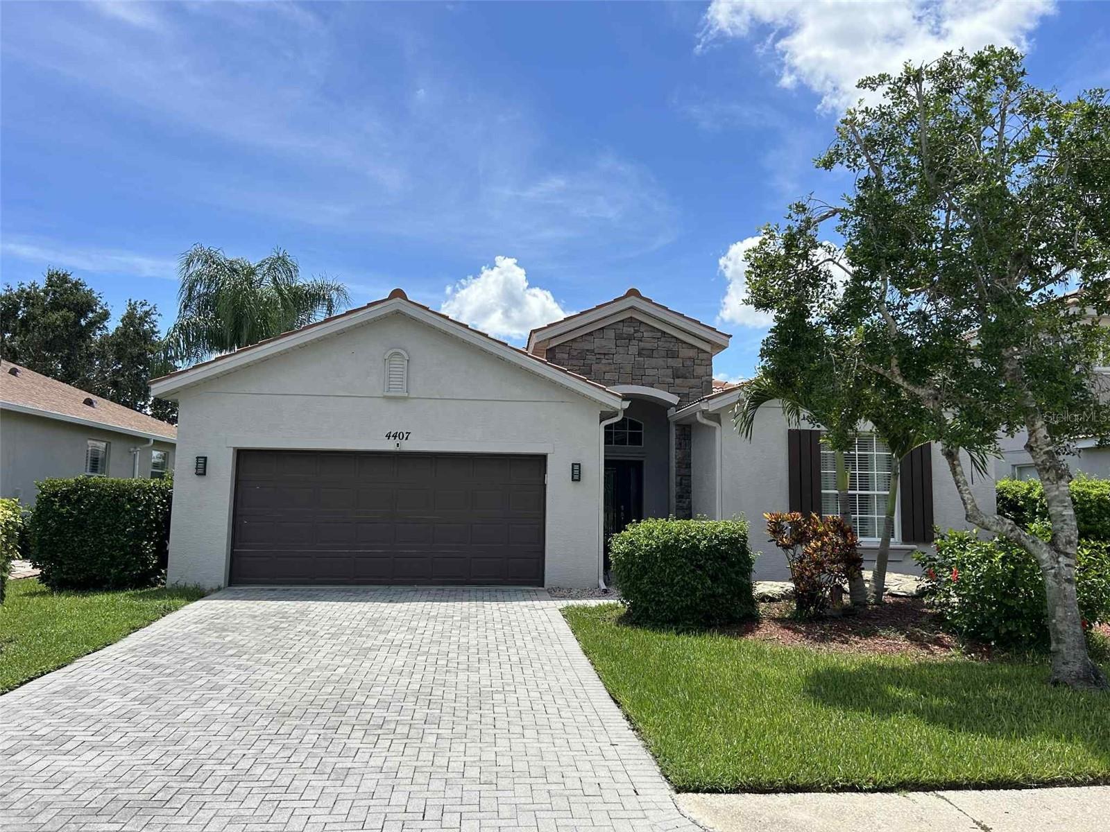 Details for 4407 67th Street E, BRADENTON, FL 34203