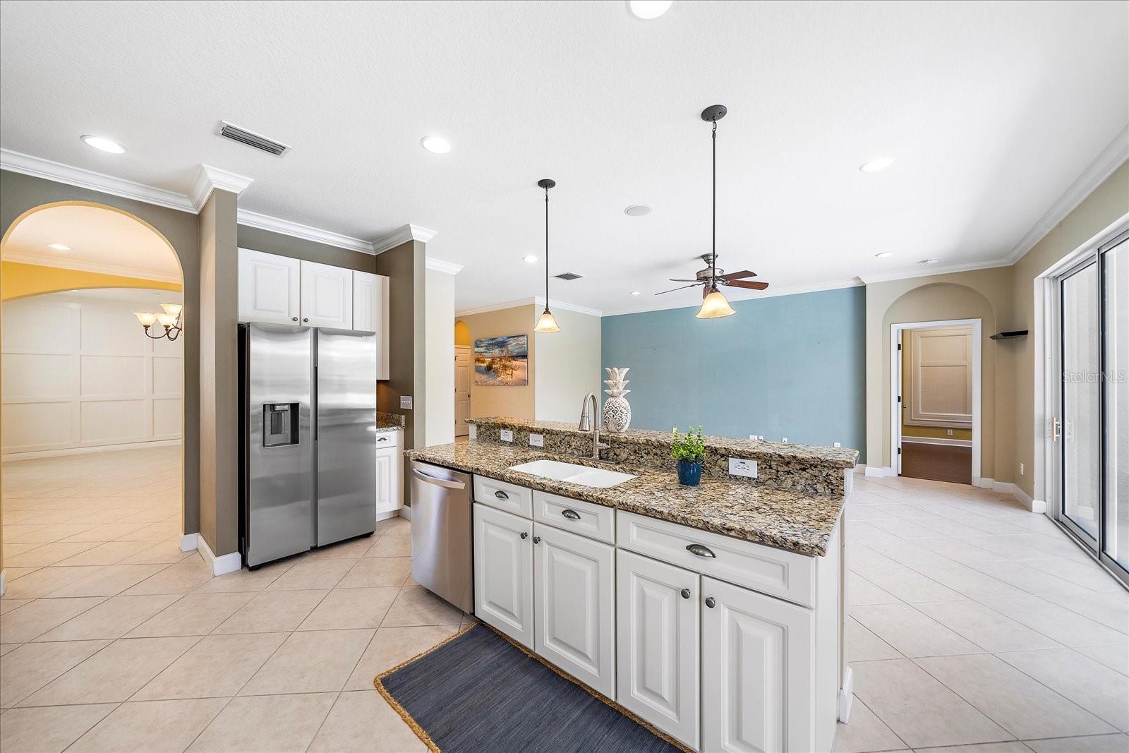 Image 13 of 41 For 4407 67th Street E