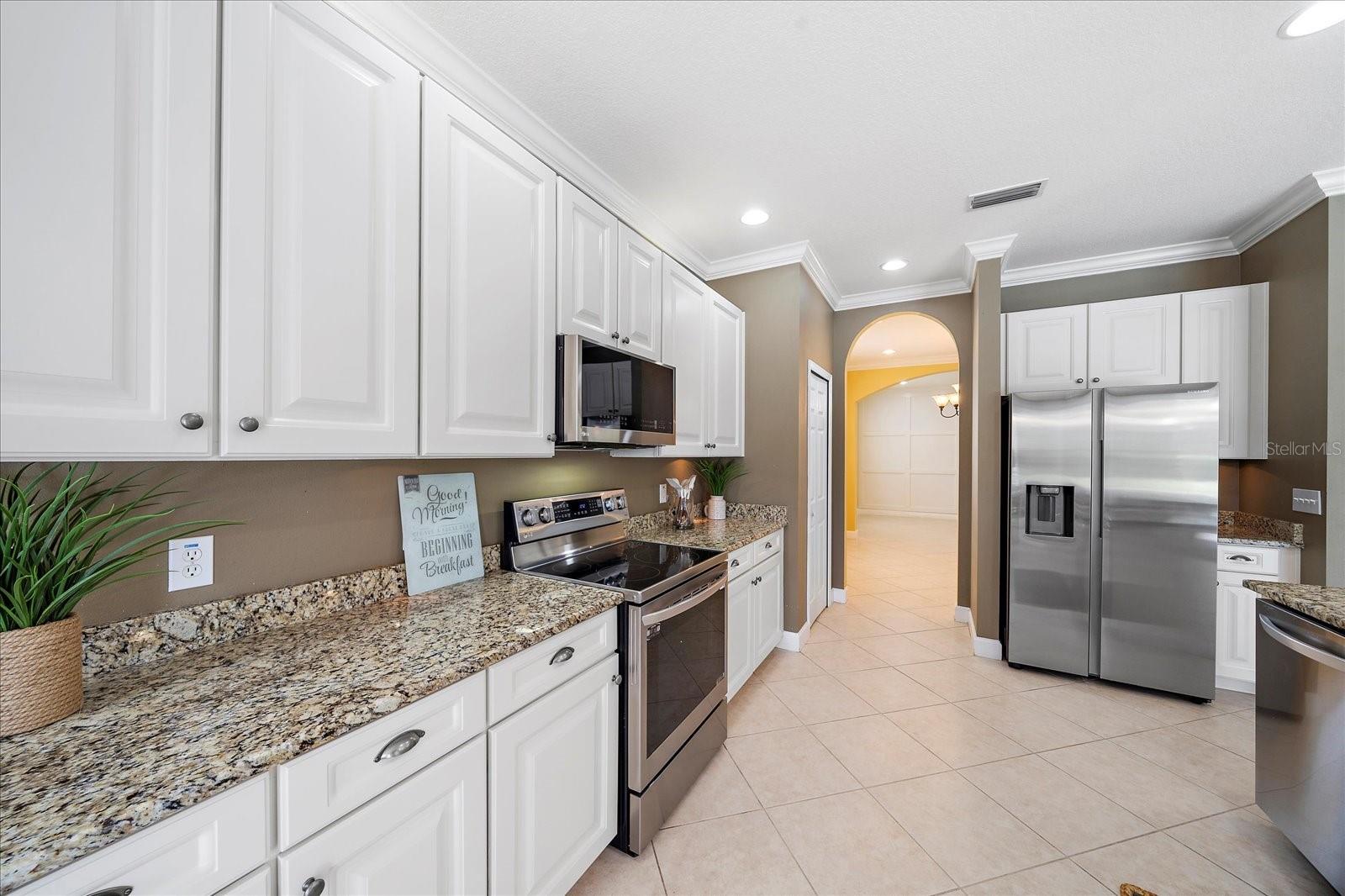 Image 15 of 41 For 4407 67th Street E