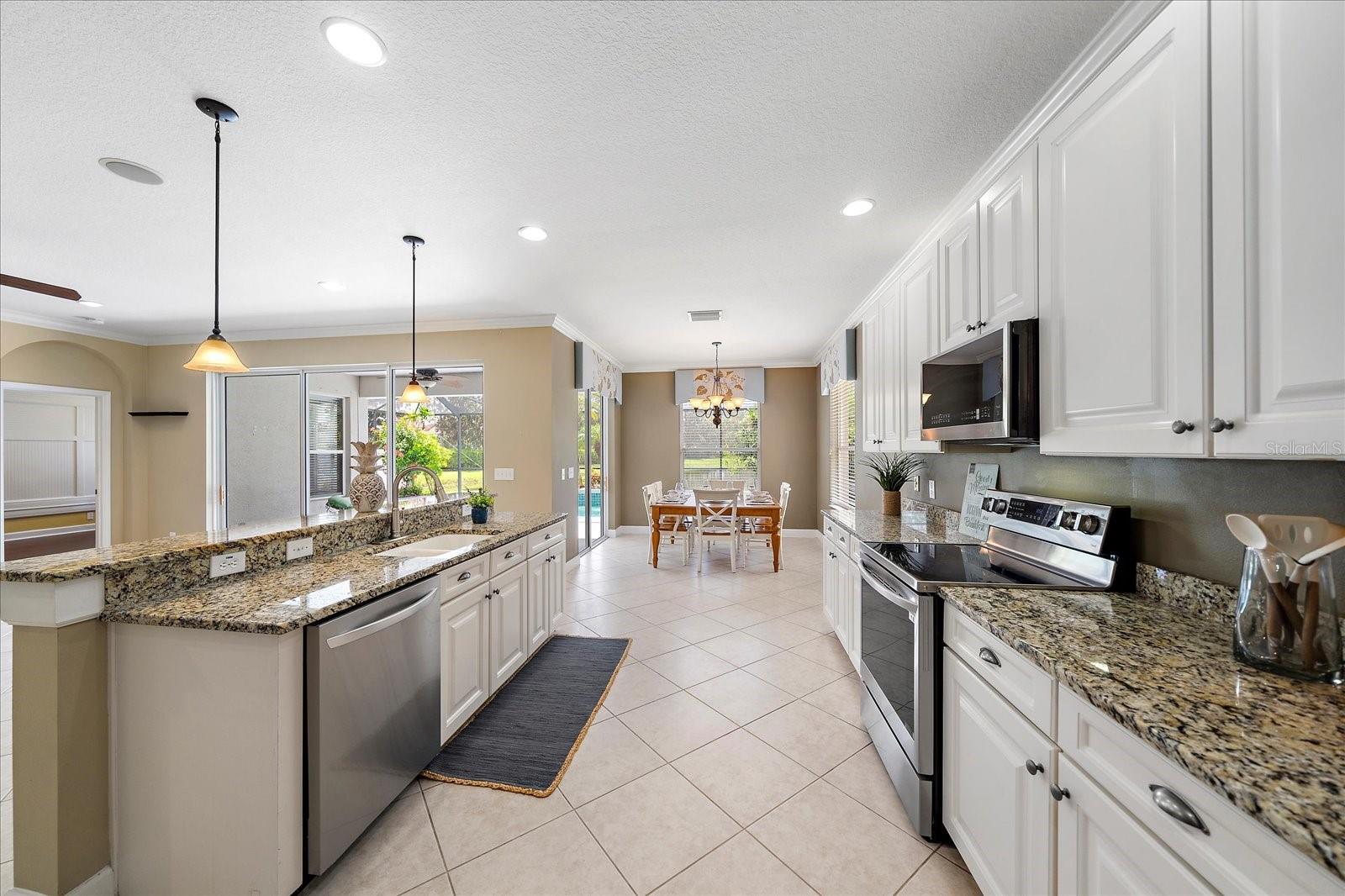 Image 16 of 41 For 4407 67th Street E