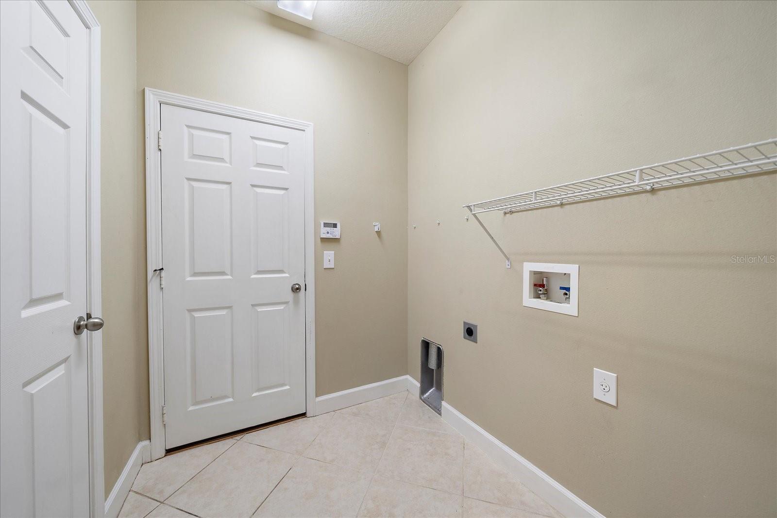 Image 28 of 41 For 4407 67th Street E
