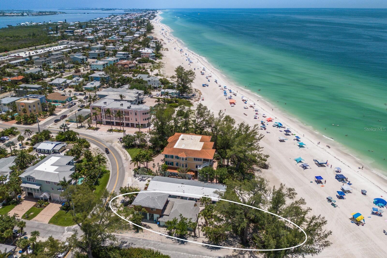 Image 2 of 10 For 3720 Gulf Drive