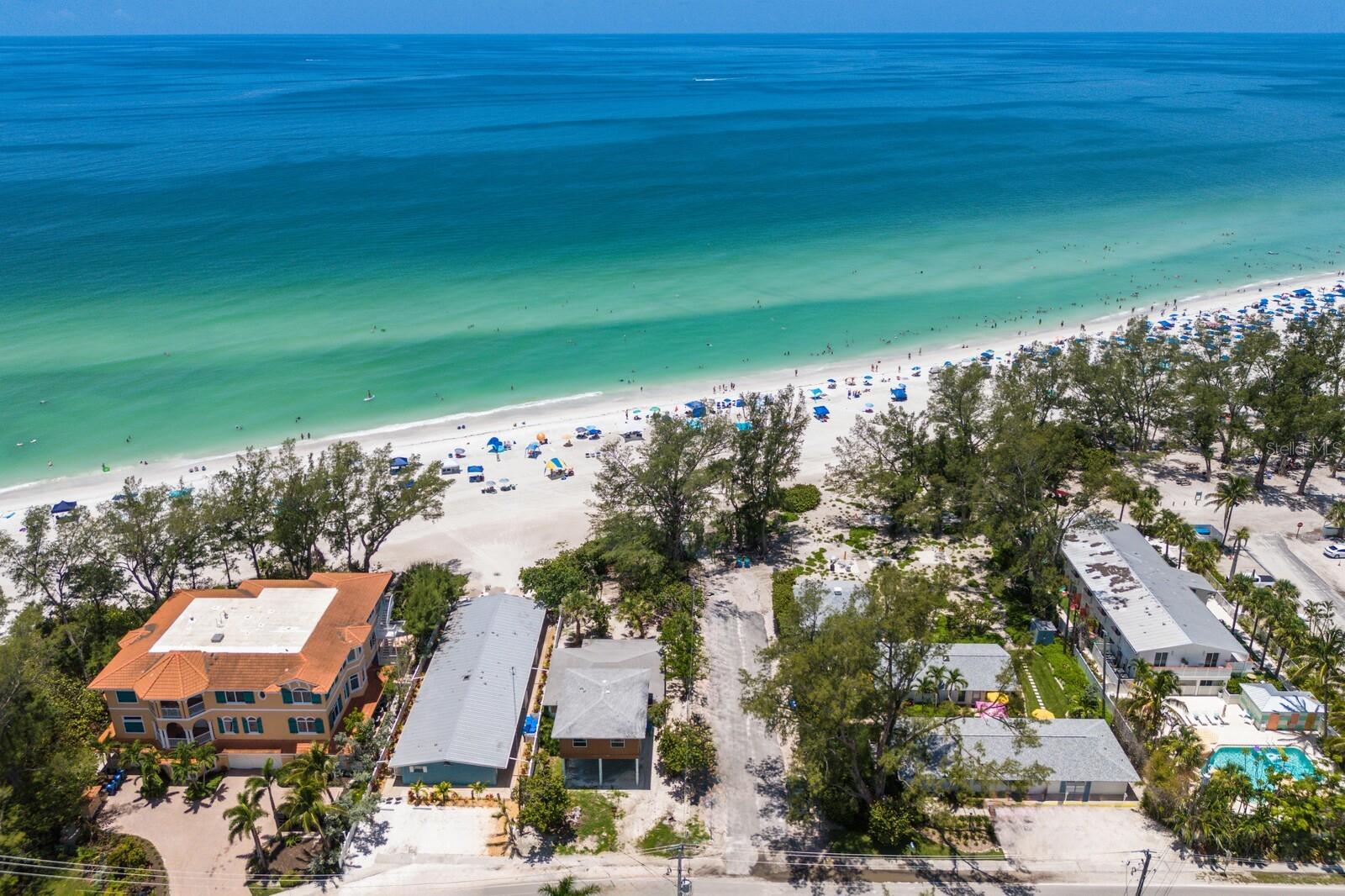 Image 5 of 10 For 3720 Gulf Drive