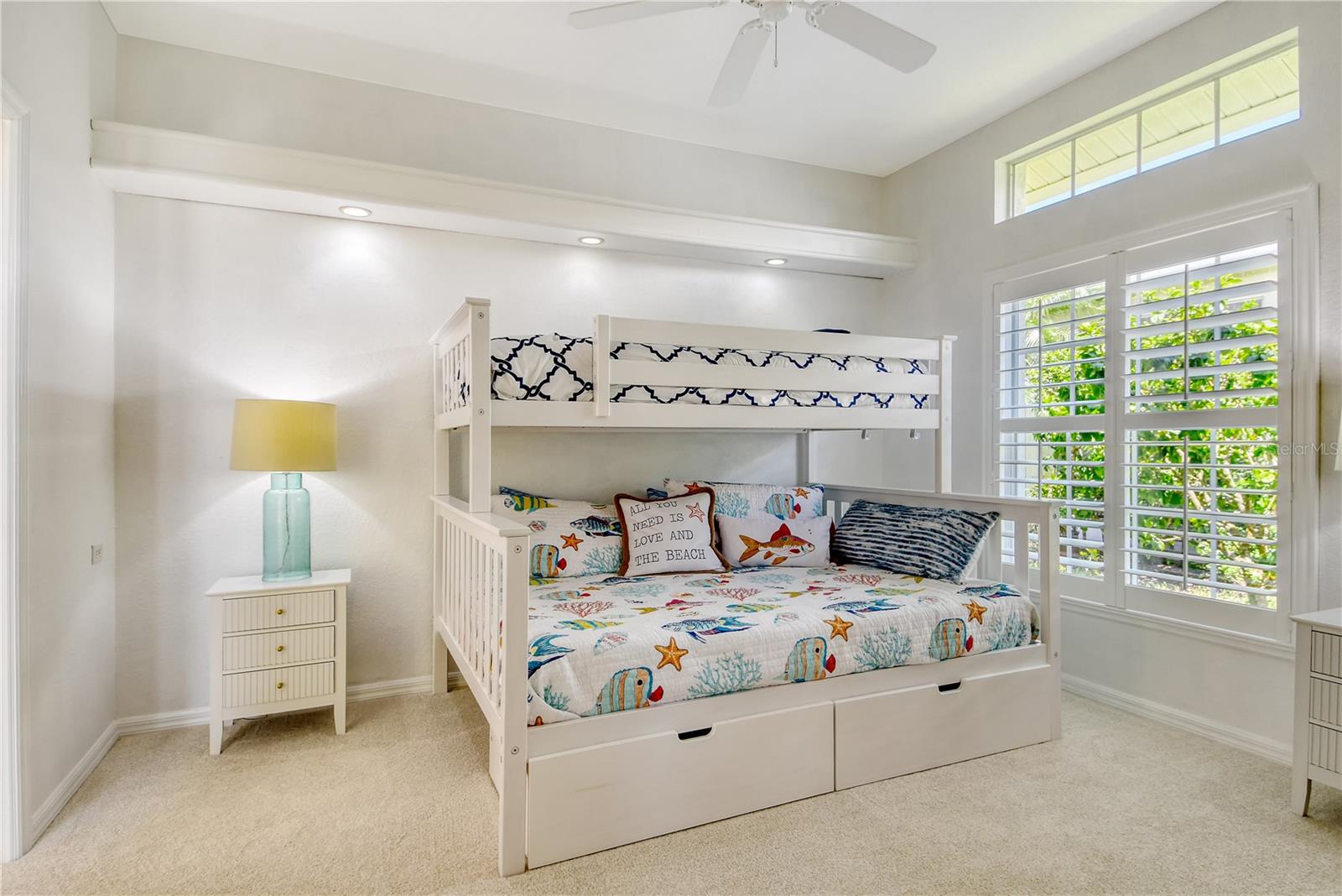 Image 31 of 58 For 340 Bermuda Court 5