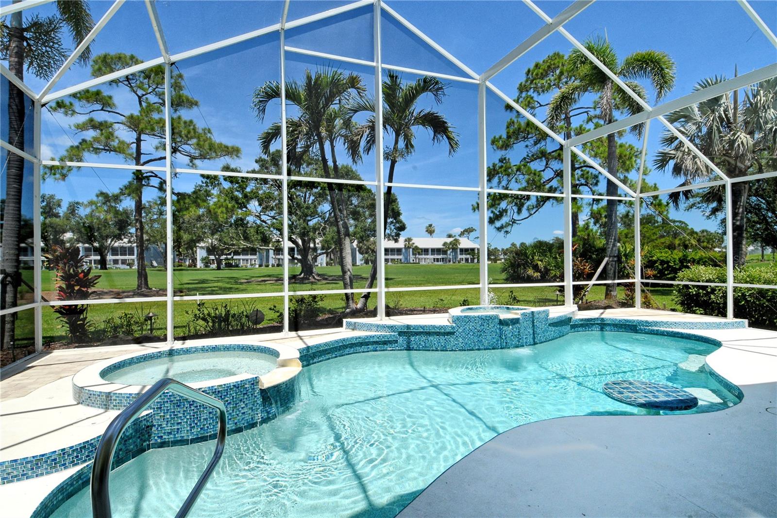 Image 42 of 58 For 340 Bermuda Court 5