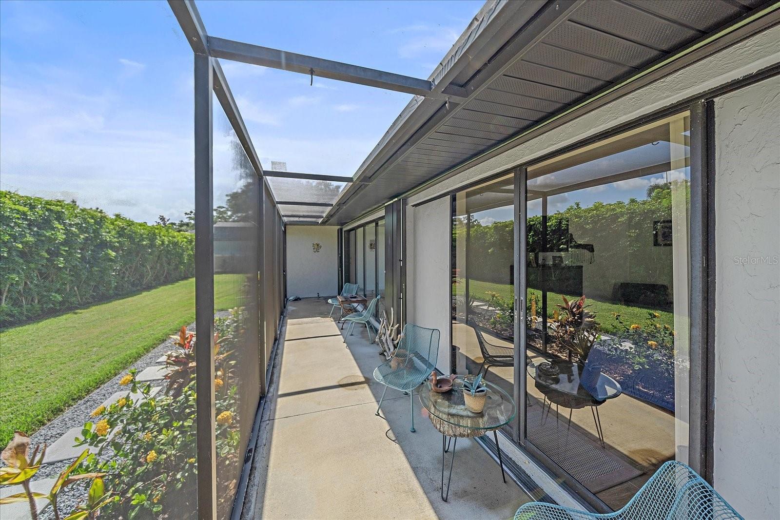 Image 37 of 47 For 4396 Pasadena Circle