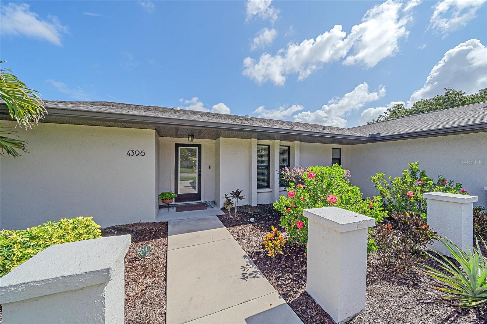 Image 4 of 47 For 4396 Pasadena Circle