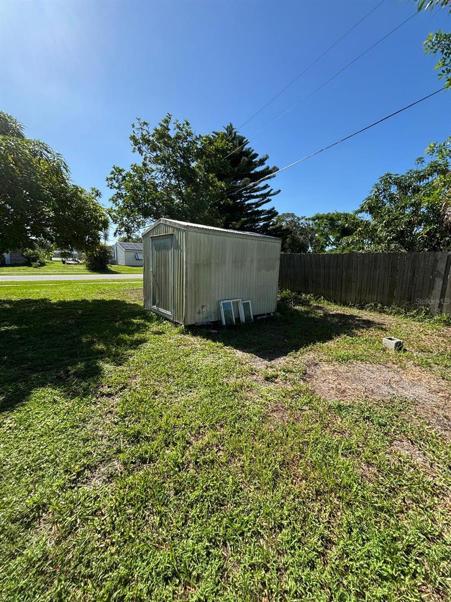 Image 15 of 28 For 8409 Trionfo Avenue