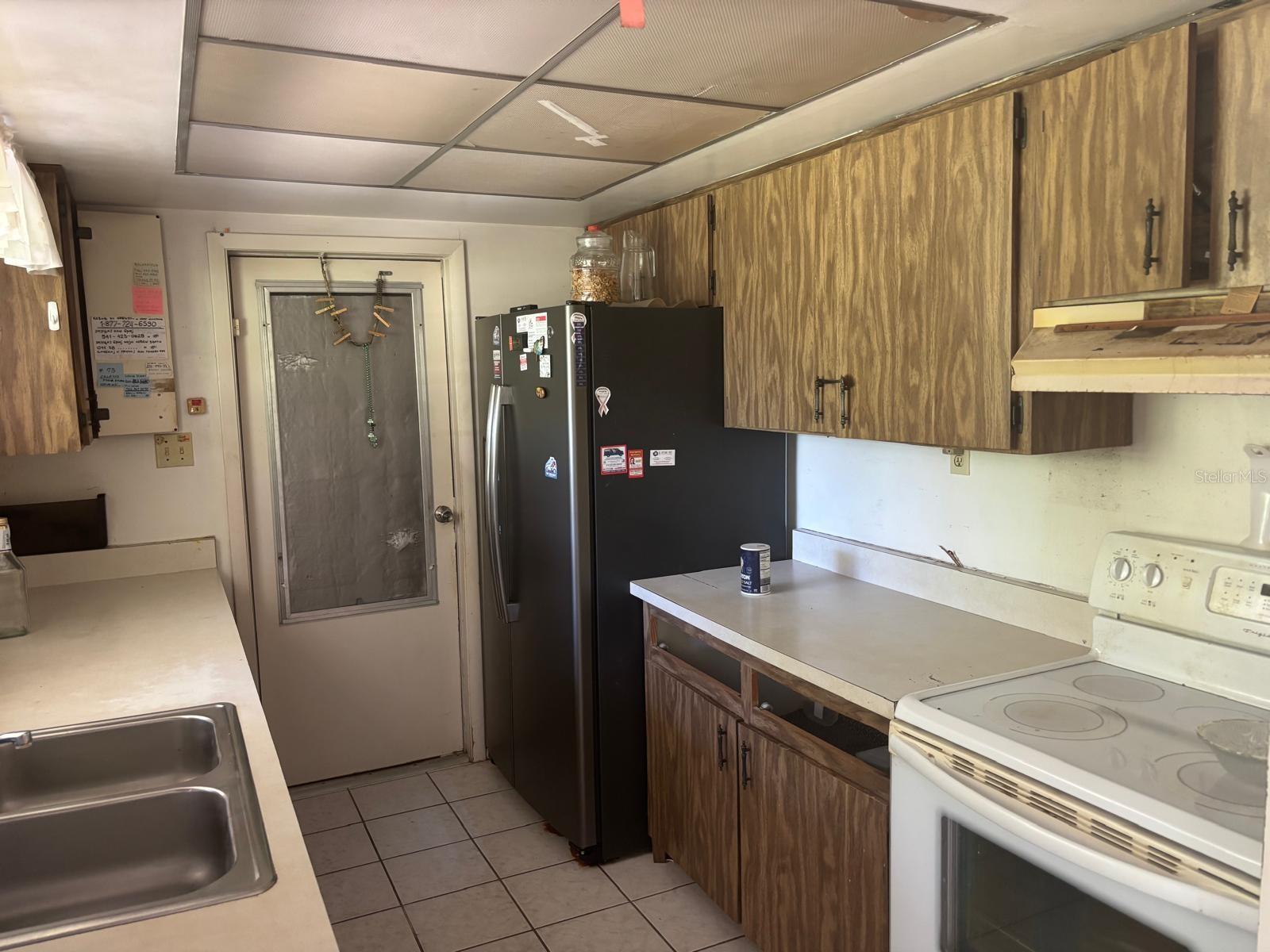 Image 21 of 28 For 8409 Trionfo Avenue