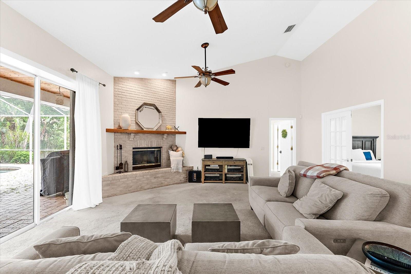 Image 23 of 87 For 21705 67th Avenue E