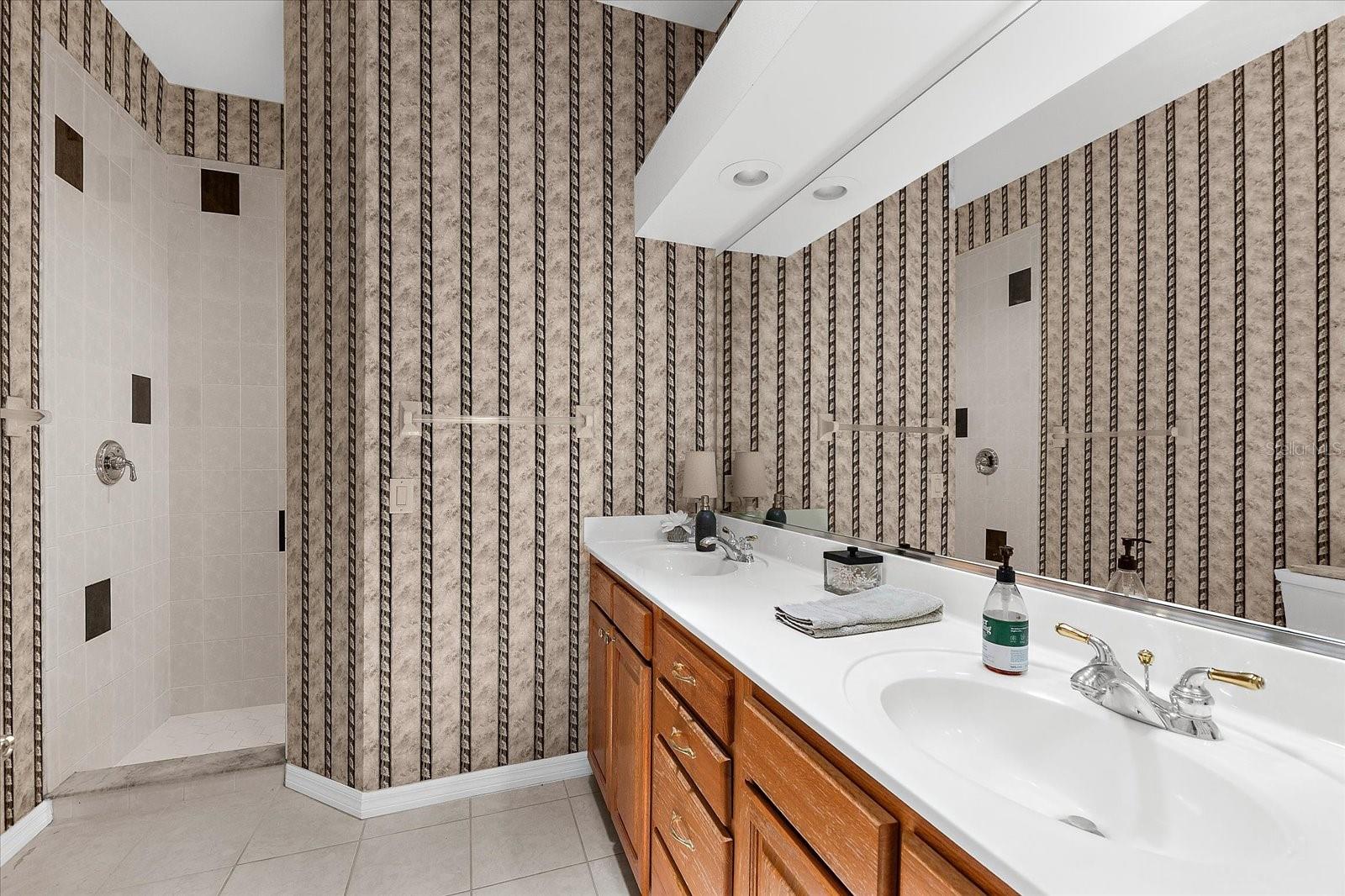 Image 41 of 87 For 21705 67th Avenue E