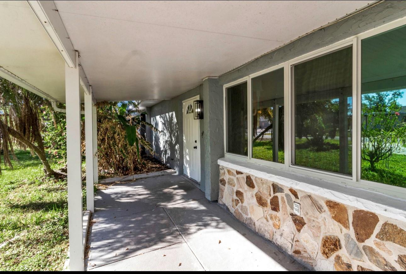 Image 4 of 38 For 20378 Emerald Avenue