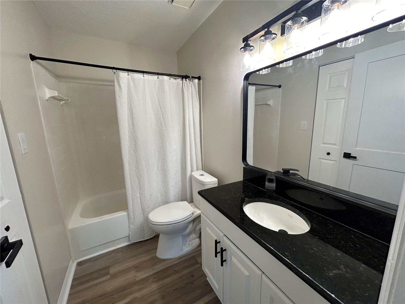 Image 11 of 23 For 4005 Crockers Lake Boulevard 11