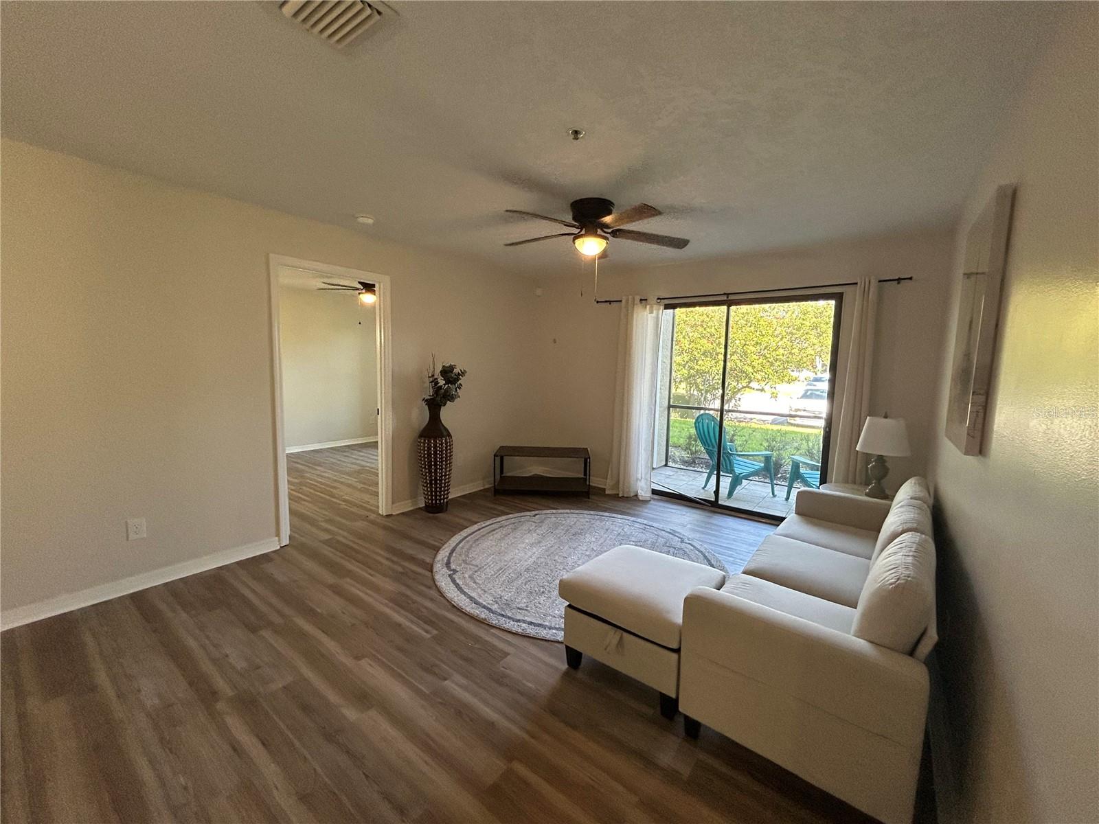 Image 6 of 23 For 4005 Crockers Lake Boulevard 11